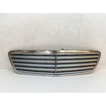 REJILLA DELANTERA A2038800183 