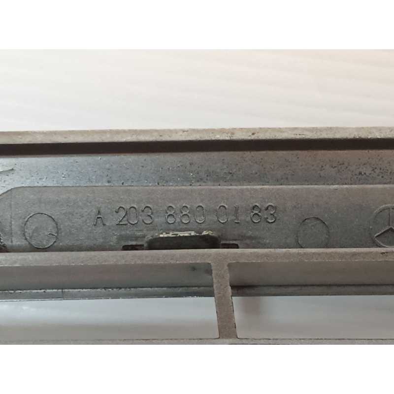 Recambio de rejilla delantera para mercedes-benz clase c (w203) c 270 cdi (203.016) referencia OEM IAM A2038800183 - Gris 2