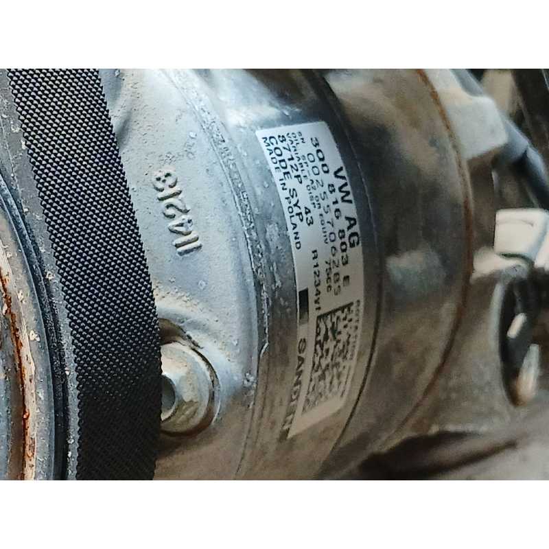 Recambio de compresor aire acondicionado para skoda fabia iv (pj3) 1.0 mpi referencia OEM IAM 3Q0816803E - Blanco 2