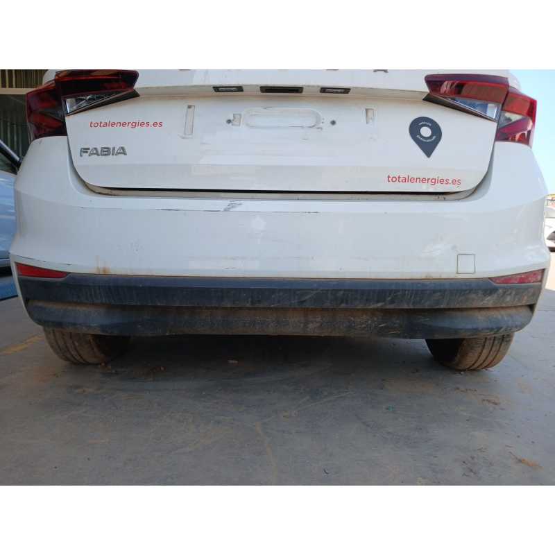 Recambio de paragolpes trasero para skoda fabia iv (pj3) 1.0 mpi referencia OEM IAM - Blanco 2