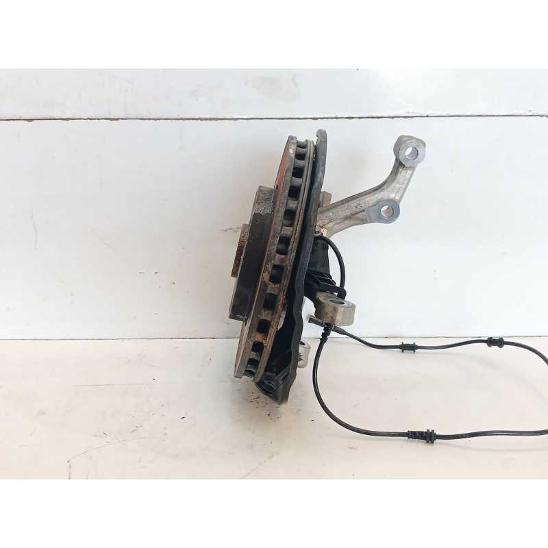 Recambio de mangueta delantera izquierda para mercedes-benz clase a (w176) a 180 blueefficiency (176.042) referencia OEM IAM 246