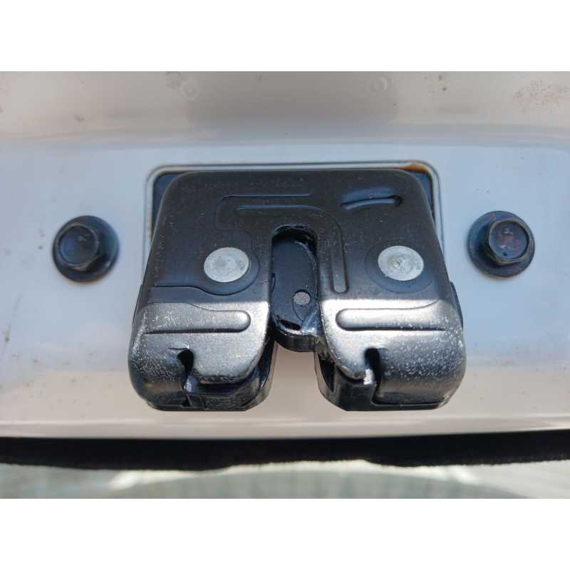 Recambio de cerradura maletero / porton para toyota yaris (xp21) hybrid style referencia OEM IAM   