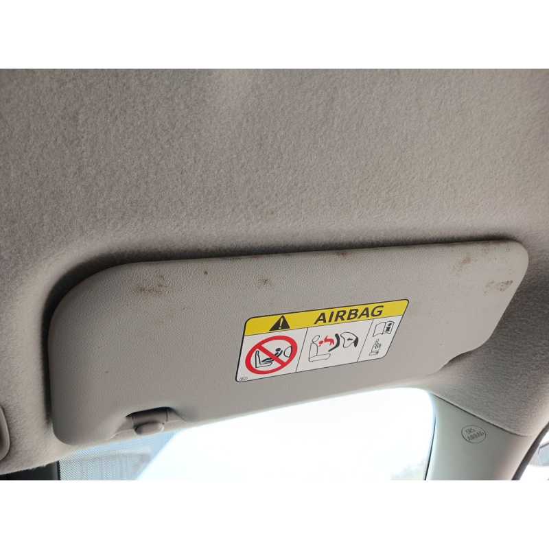 Recambio de parasol derecho para toyota yaris (xp21) hybrid style referencia OEM IAM   