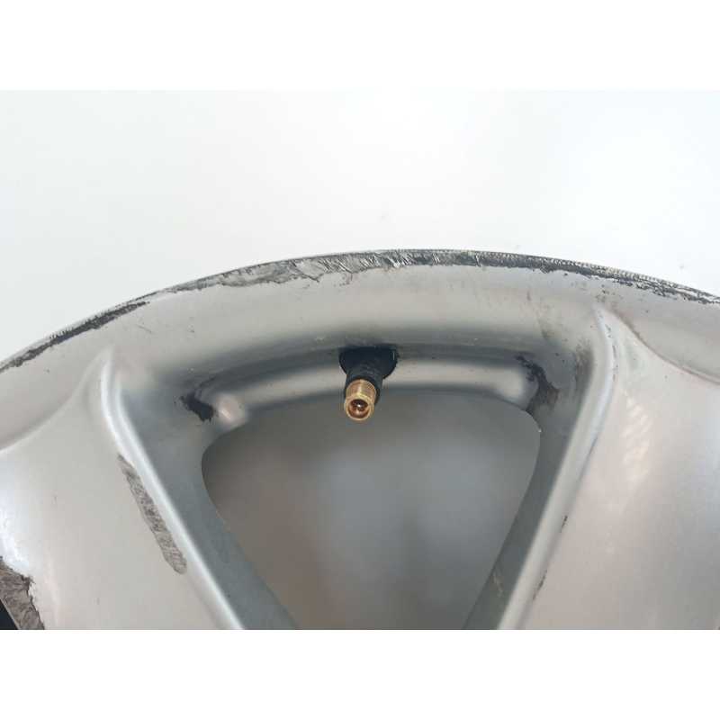 Recambio de llanta para bmw 1 (e87) 116 i referencia OEM IAM LK120W - Plata 3