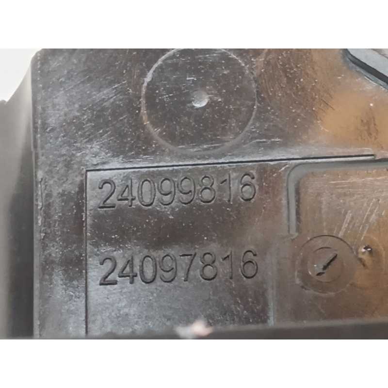 Recambio de cerradura puerta delantera derecha para citroën c4 picasso exclusive referencia OEM IAM 24099816 - Gris 2