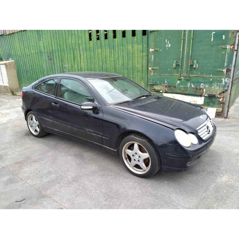 mercedes-benz clase c (w203) sportcoupe del año 2001