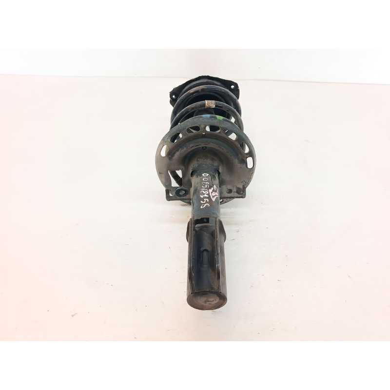 Recambio de amortiguador delantero derecho para renault megane iii sport tourer dynamique referencia OEM IAM 543020008R  