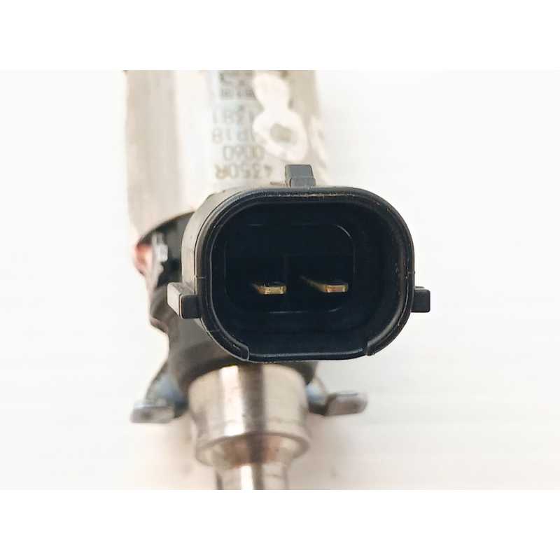 Recambio de inyector para renault megane iii sport tourer dynamique referencia OEM IAM 4350R0060 3