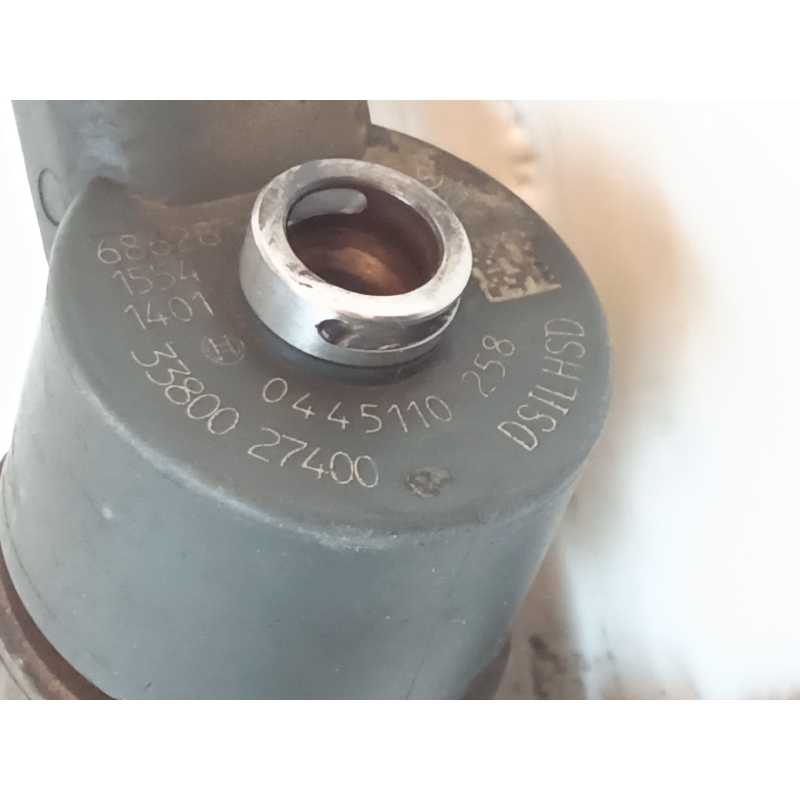 Recambio de inyector para kia sportage ii (je_, km_) 2.0 crdi 4wd referencia OEM IAM 0445110258 - Plata 2