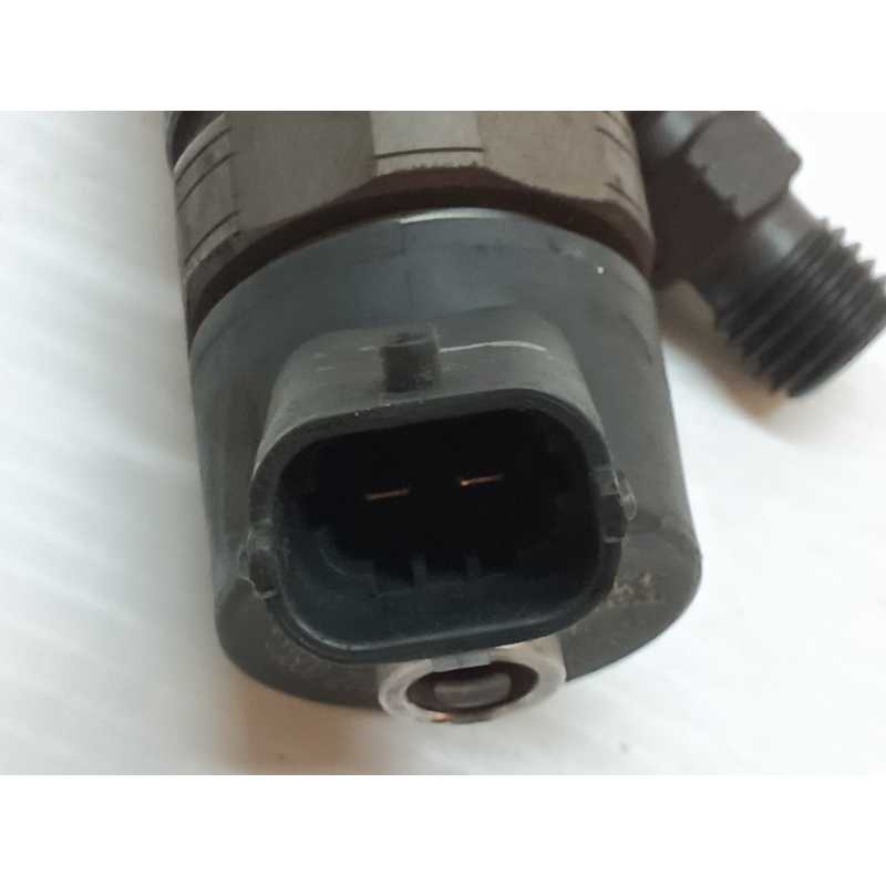 Recambio de inyector para kia sportage ii (je_, km_) 2.0 crdi 4wd referencia OEM IAM 0445110258 - Plata 3