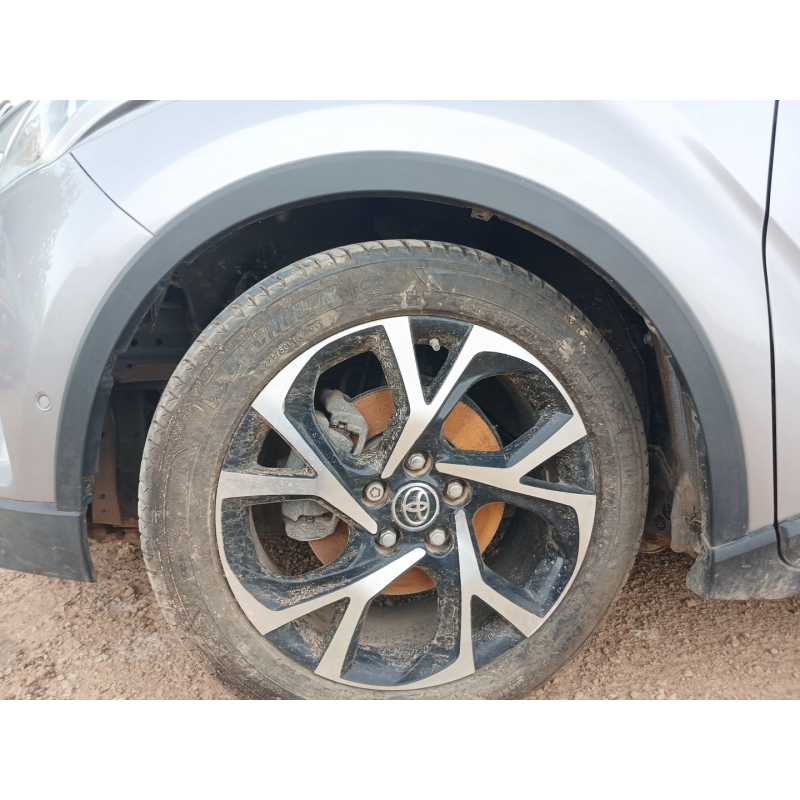 Recambio de aletin delantero izquierdo para toyota c-hr hybrid active referencia OEM IAM   