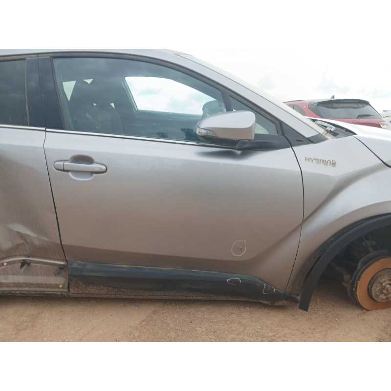 Recambio de puerta delantera derecha para toyota c-hr hybrid active referencia OEM IAM   