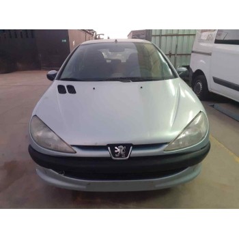 PEUGEOT 206 BERLINA