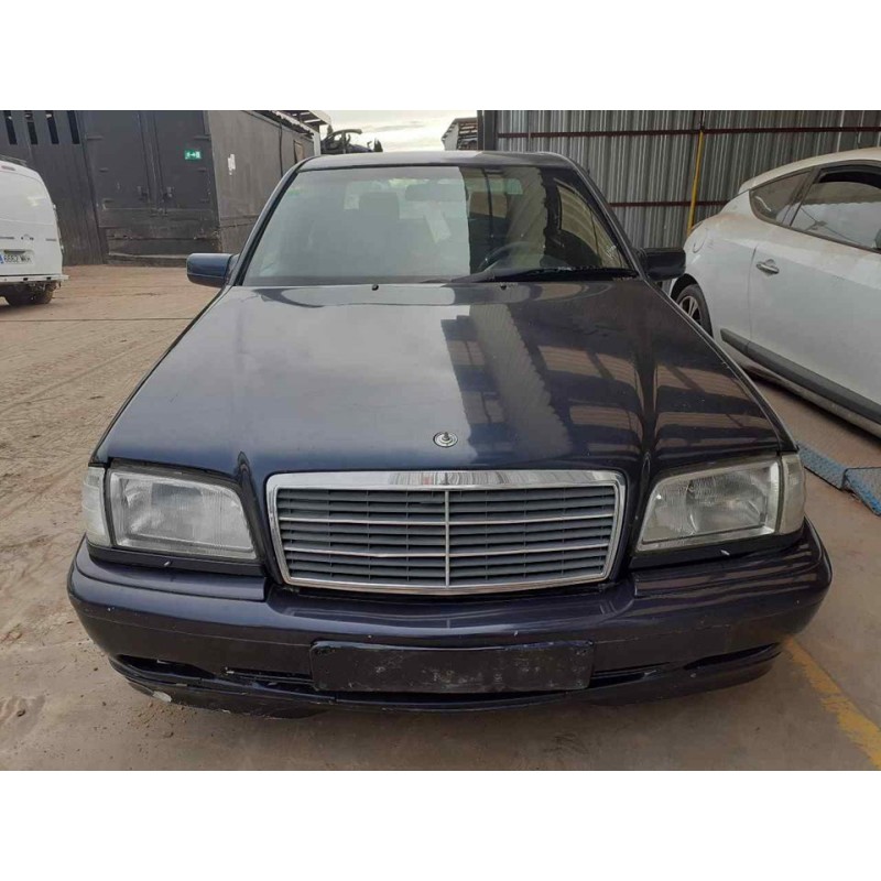 mercedes-benz clase c (w202) berlina del año 2000