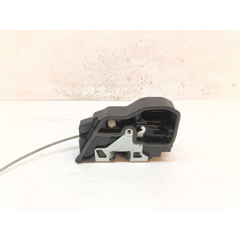 Recambio de cerradura puerta delantera izquierda para bmw serie 1 berlina (e81/e87) 118d referencia OEM IAM 7229461 - Blanco 3
