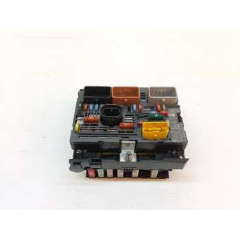 CAJA RELES / FUSIBLES 9666700480 