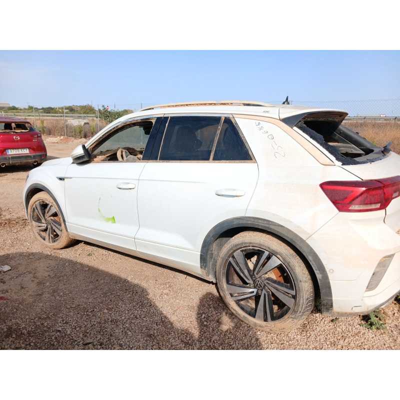 volkswagen t-roc (d11) del año 2022