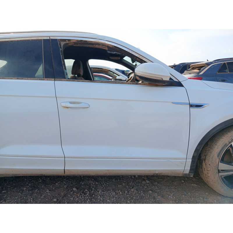 Recambio de puerta delantera derecha para volkswagen t-roc (d11) referencia OEM IAM   