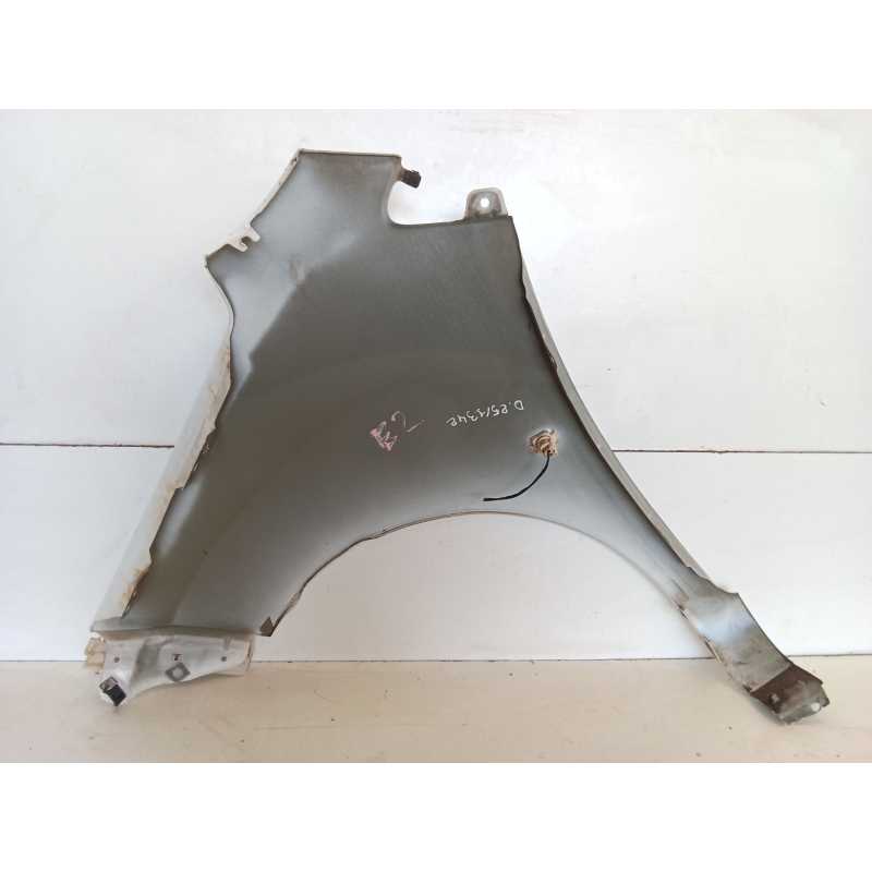 Recambio de aleta delantera derecha para chevrolet spark (m300) 1.0 referencia OEM IAM - Blanco 2