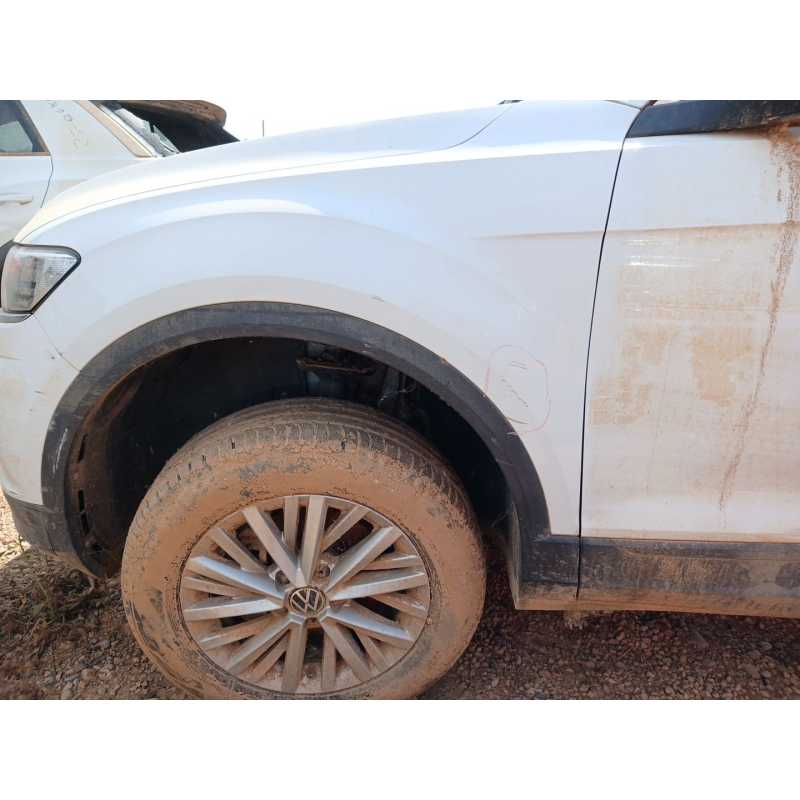 Recambio de aleta delantera izquierda para volkswagen t-roc referencia OEM IAM   