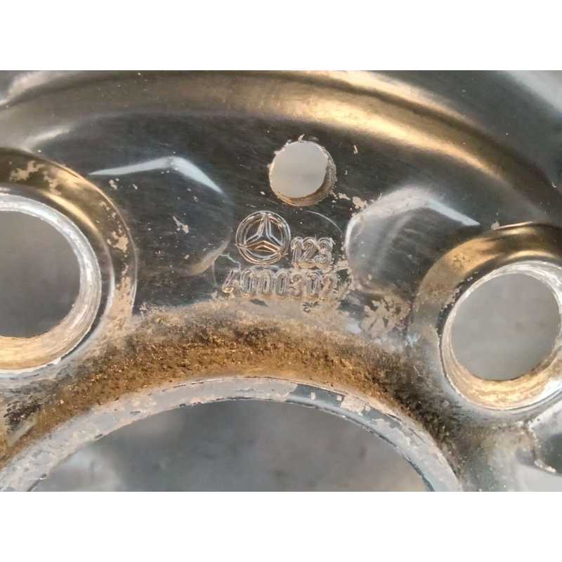 Recambio de llanta para mercedes-benz 123 sedán (w123) 300 d (123.130) referencia OEM IAM 4000302 - Gris 2