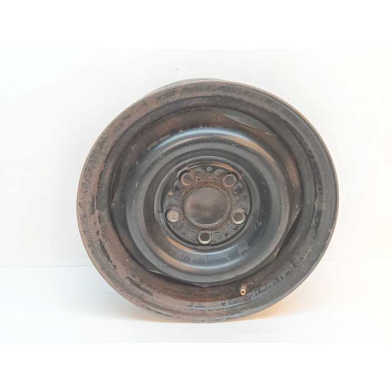 Recambio de llanta para mercedes-benz 123 sedán (w123) 300 d (123.130) referencia OEM IAM 4000302  