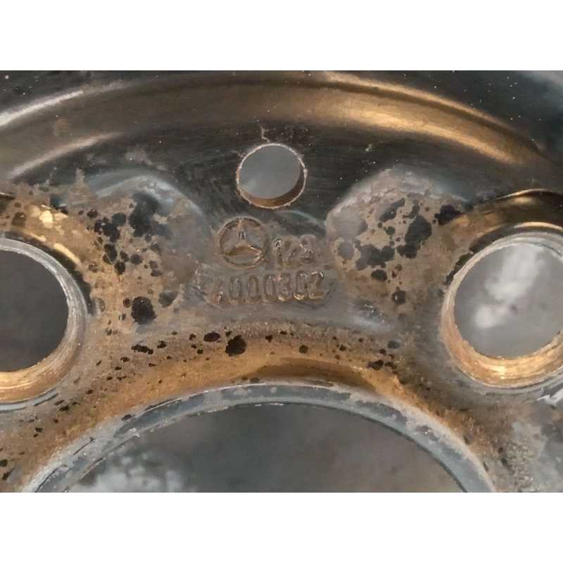 Recambio de llanta para mercedes-benz 123 sedán (w123) 300 d (123.130) referencia OEM IAM 4000302 - Gris 2