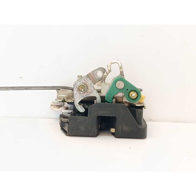 Recambio de cerradura puerta delantera derecha para nissan atleon 110 referencia OEM IAM 2
