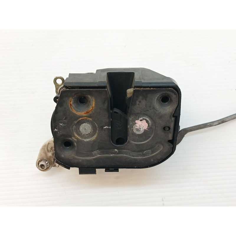 Recambio de cerradura puerta delantera derecha para nissan atleon 110 referencia OEM IAM 3