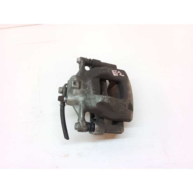 Recambio de pinza de freno delantera derecha para toyota auris hybrid active referencia OEM IAM 3732 260AC 