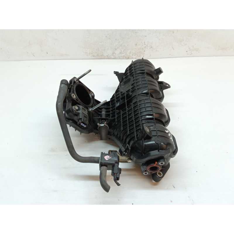 Recambio de colector admision para toyota auris hybrid active referencia OEM IAM 1712037052 - Negro 5