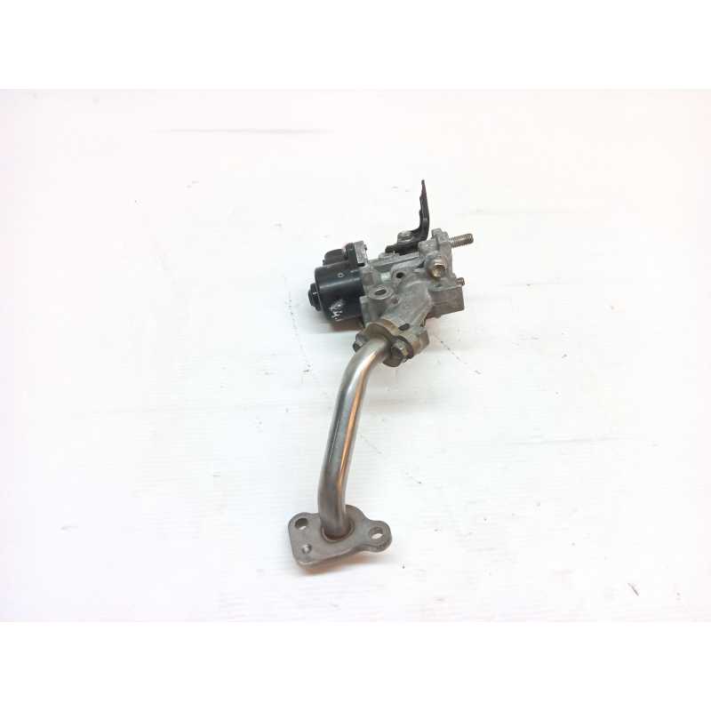 Recambio de valvula egr para toyota auris hybrid active referencia OEM IAM 2562037120 - Negro 5