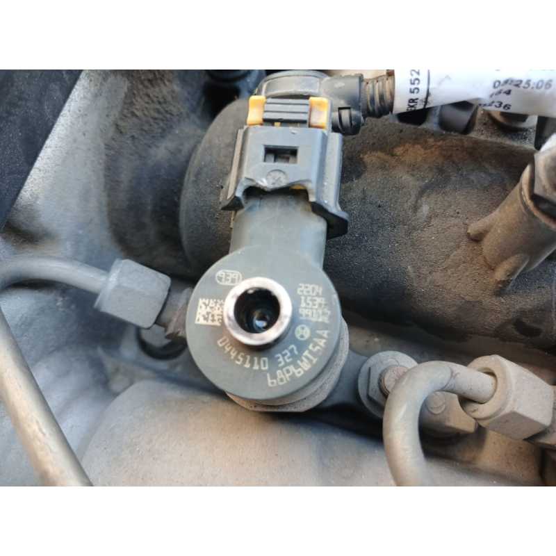 Recambio de inyector para opel insignia a (g09) 2.0 cdti (68) referencia OEM IAM 0445110327  