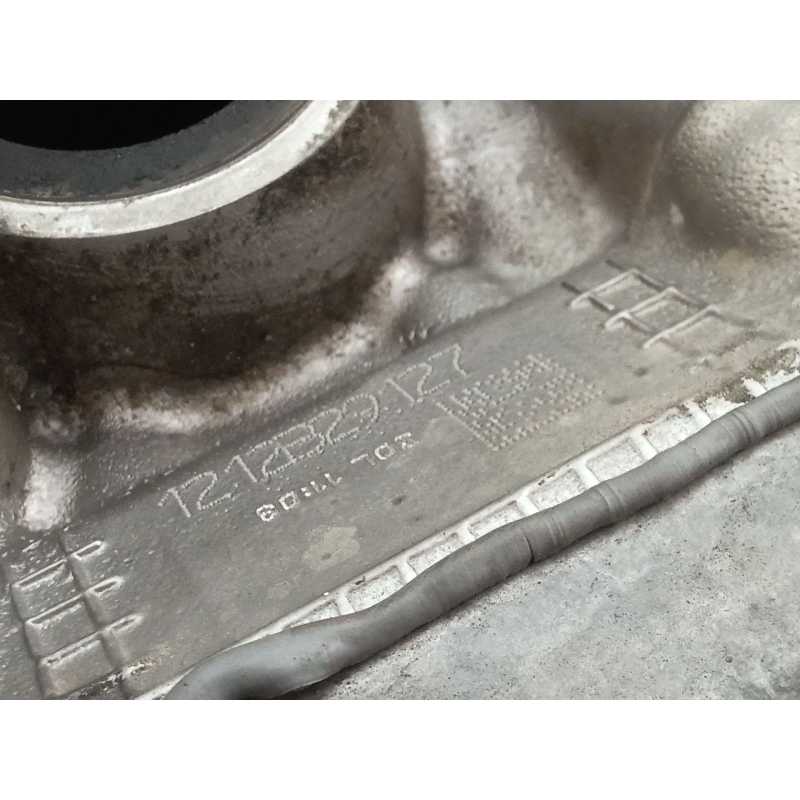 Recambio de culata para toyota auris hybrid active referencia OEM IAM 1212B29127 2ZR - Negro 2