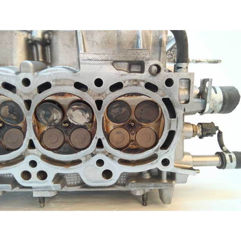 Recambio de culata para toyota auris hybrid active referencia OEM IAM 1212B29127 2ZR - Negro 9
