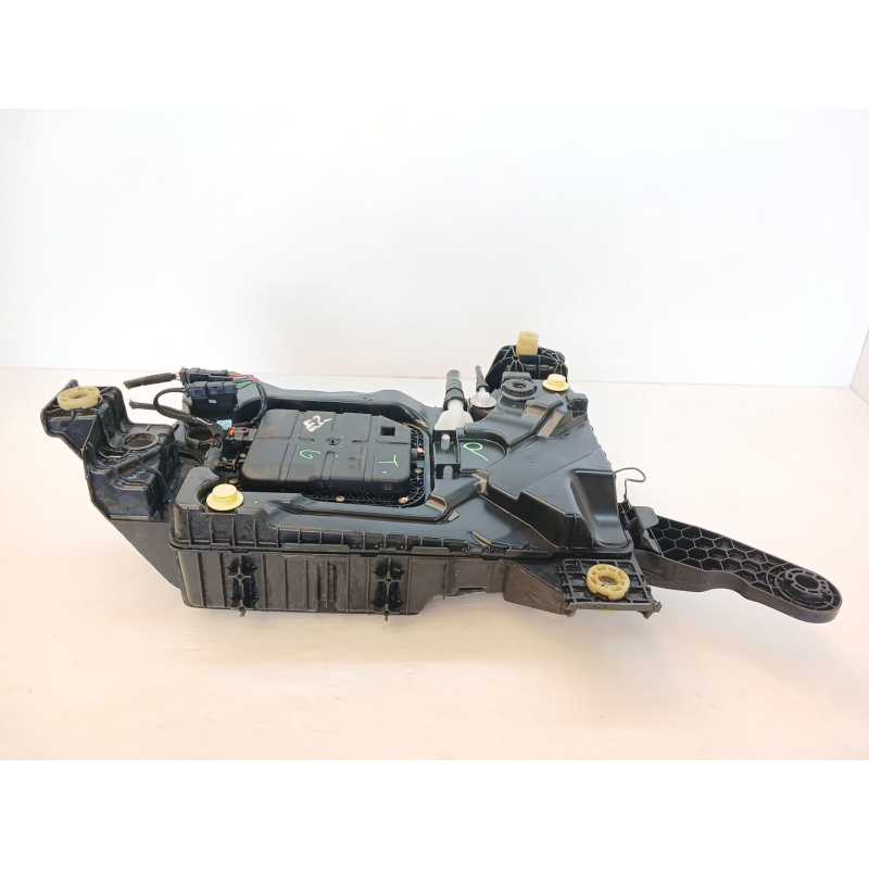 Recambio de deposito adblue para peugeot 308 sw ii (lc_, lj_, lr_, lx_, l4_) 1.5 bluehdi 130 referencia OEM IAM P1002559 P100167 - Gris