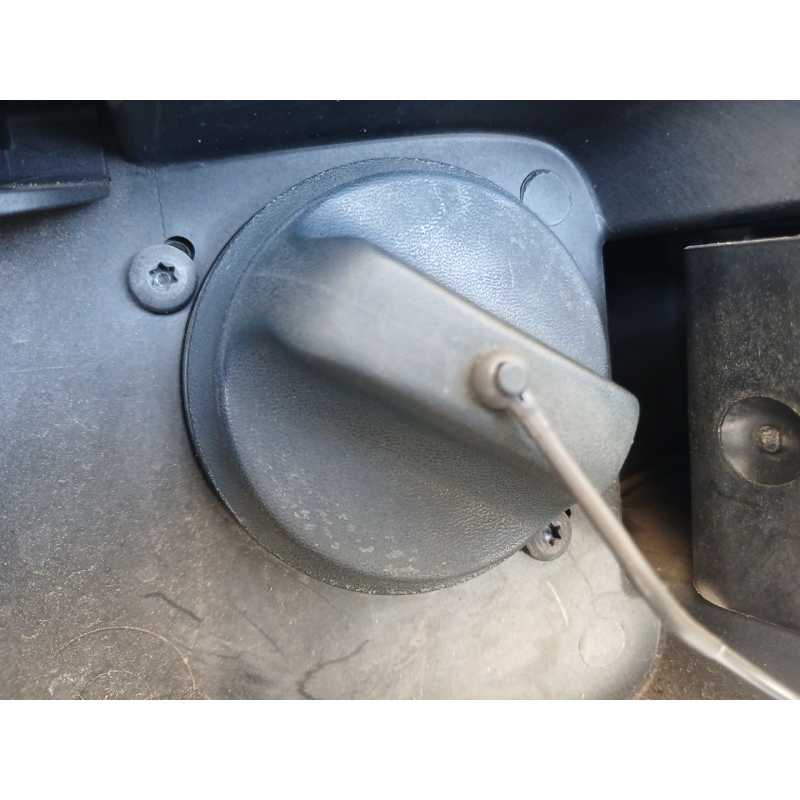 Recambio de tapon combustible para renault captur i (j5_, h5_) 1.2 tce 120 referencia OEM IAM   