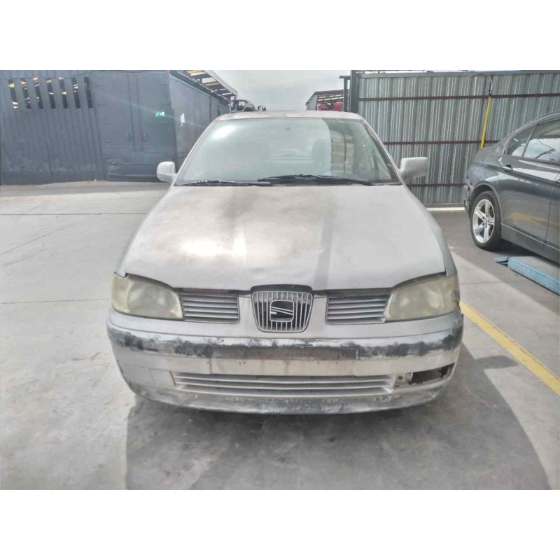seat ibiza (6k1) del año 2001