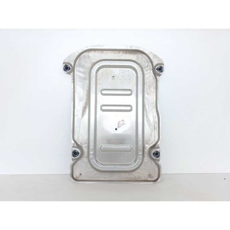 Recambio de cubrecarter para audi a1 sportback (gba) 25 tfsi referencia OEM IAM 2Q0825229B - Blanco 3