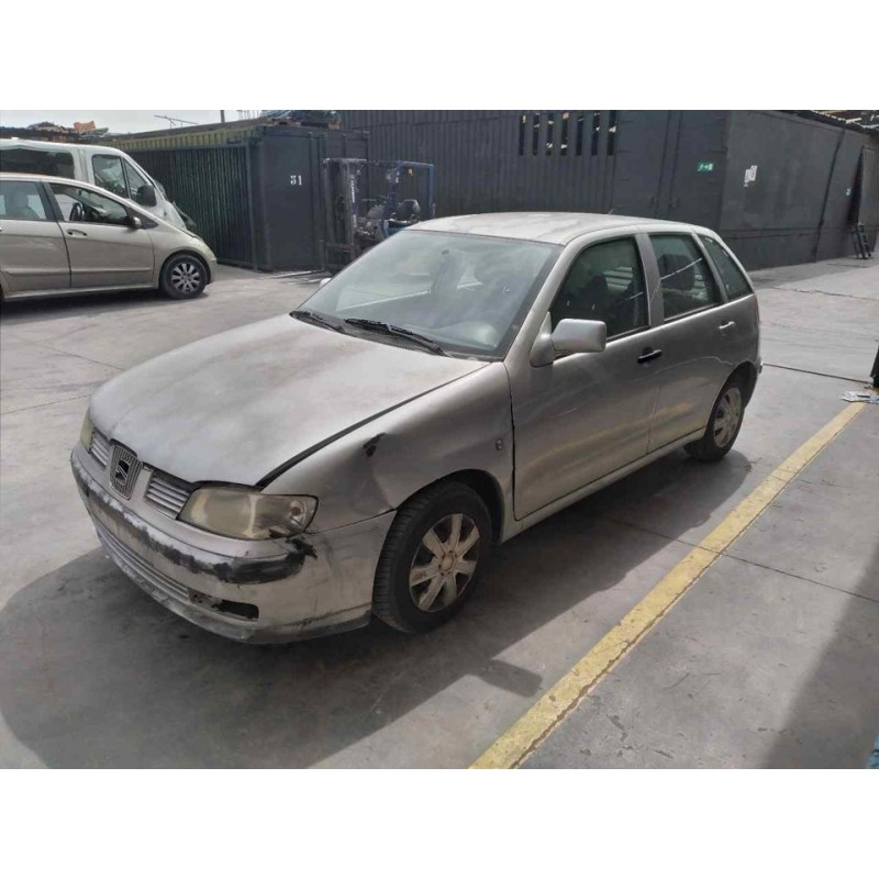 seat ibiza (6k1) del año 2001