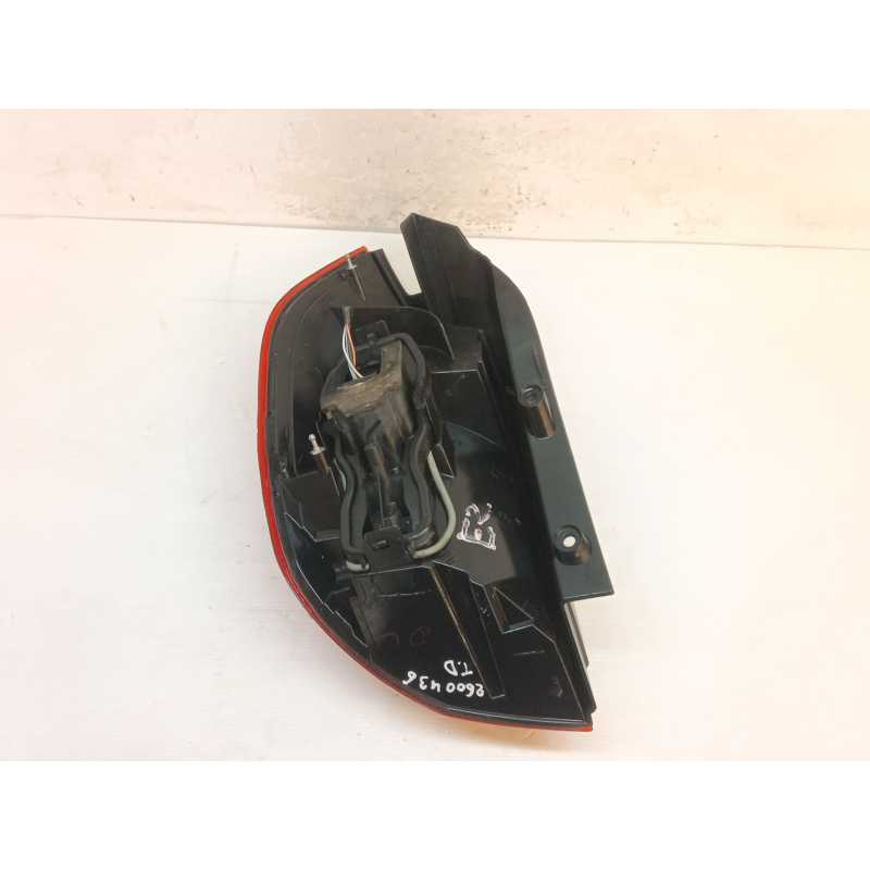 Recambio de piloto trasero derecho para renault scénic ii (jm0/1_) 1.9 dci (jm14) referencia OEM IAM - Negro 2