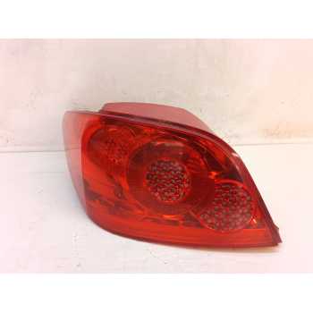 PILOTO TRASERO IZQUIERDO 557676B 5964 