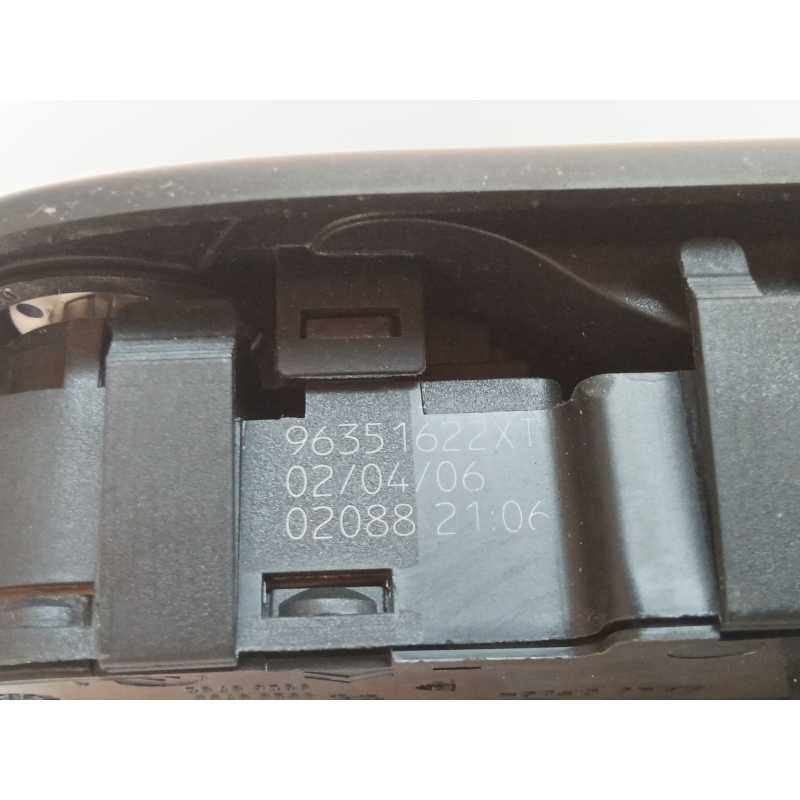 Recambio de mando elevalunas delantero izquierdo para peugeot 307 (3a/c) 1.6 hdi 110 referencia OEM IAM 96351622XT 0288 53269702 2