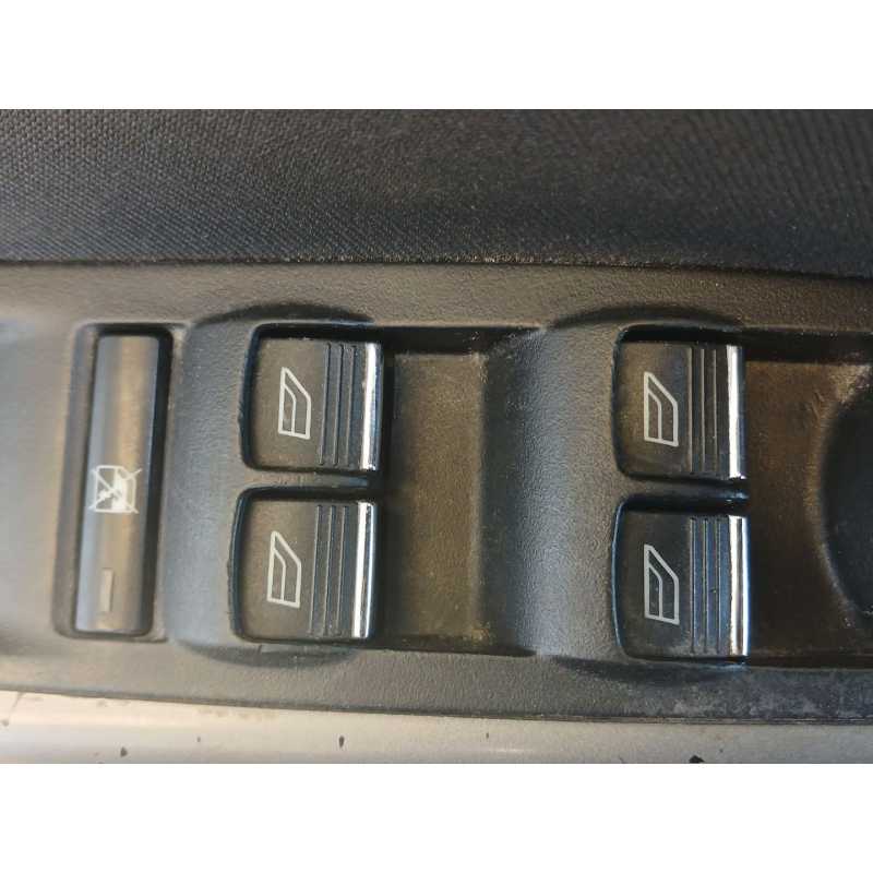 Recambio de mando elevalunas delantero izquierdo para ford focus iii 1.6 tdci referencia OEM IAM   