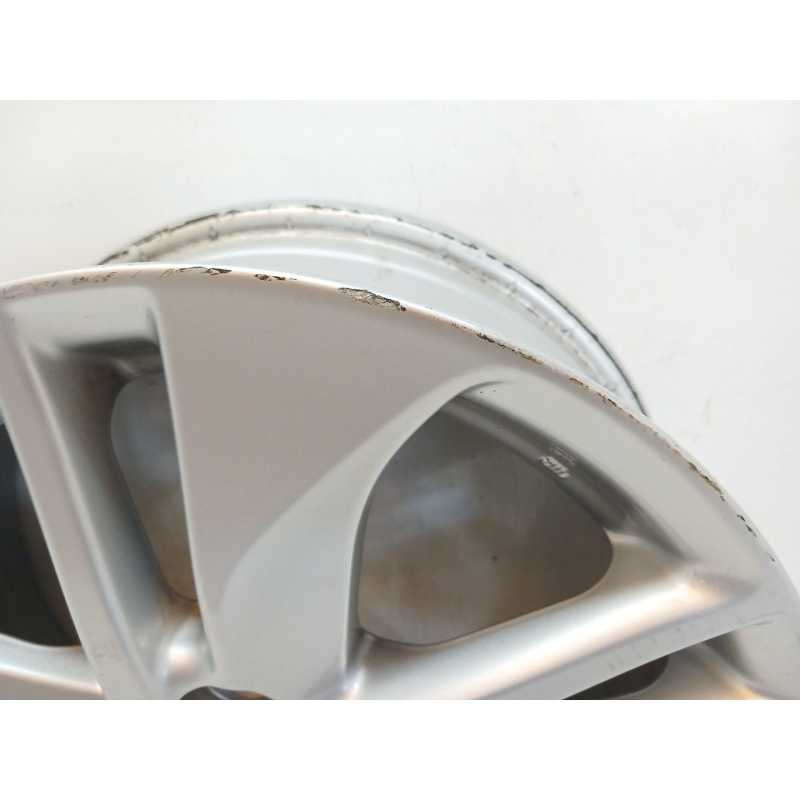 Recambio de llanta para toyota yaris (_p21_, _pa1_, _ph1_) 1.5 hybrid (mxph11) referencia OEM IAM 42611K0030 - Blanco 2