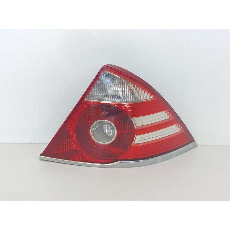 Recambio de piloto trasero derecho para ford mondeo iii (b5y) 2.2 tdci referencia OEM IAM 1S7113404A  