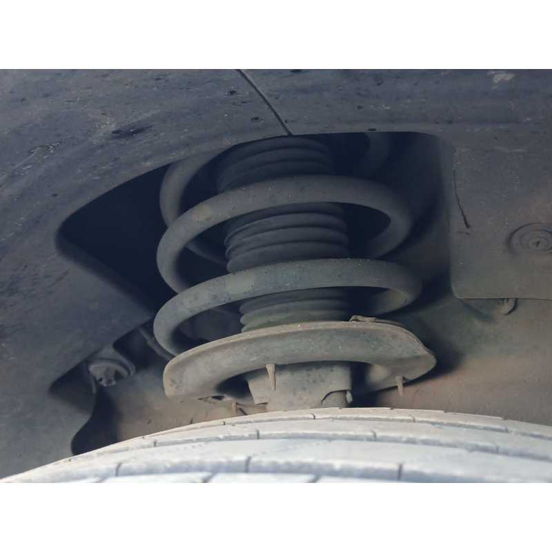 Recambio de amortiguador delantero derecho para hyundai ix35 (lm, el, elh) 2.0 crdi referencia OEM IAM   