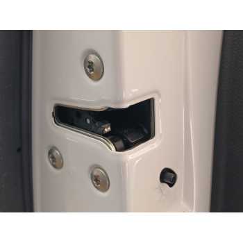 CERRADURA PUERTA TRASERA IZQUIERDA 
