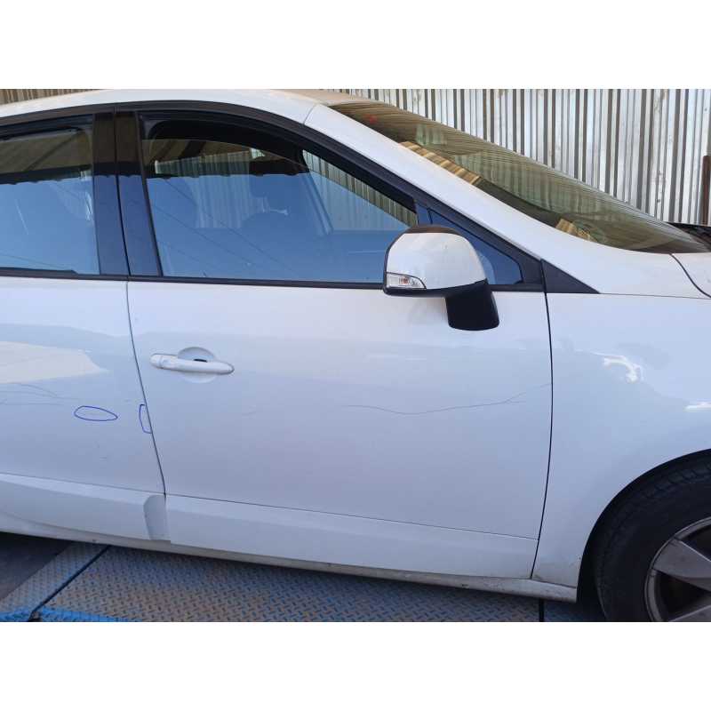 Recambio de puerta delantera derecha para renault grand scénic iii (jz0/1_) 1.9 dci referencia OEM IAM   