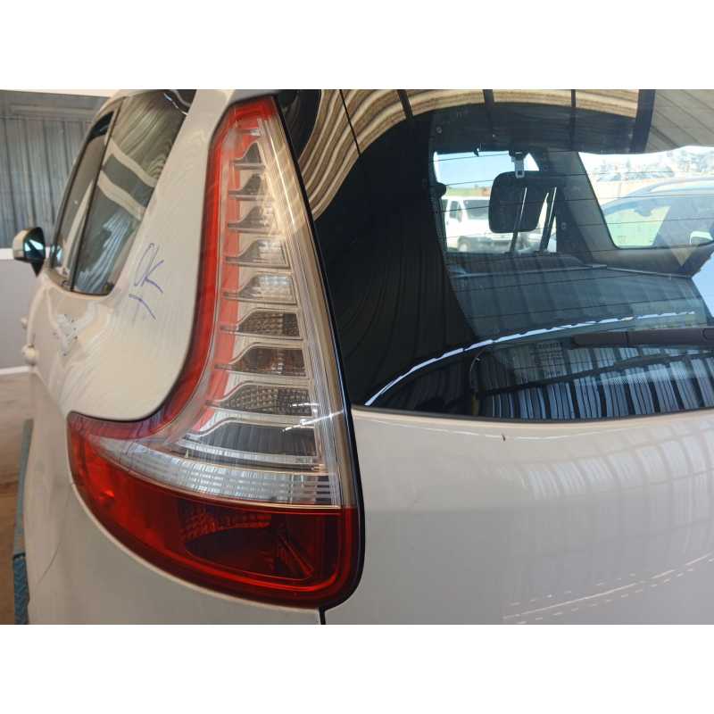 Recambio de piloto trasero izquierdo para renault grand scénic iii (jz0/1_) 1.9 dci referencia OEM IAM - Blanco 2